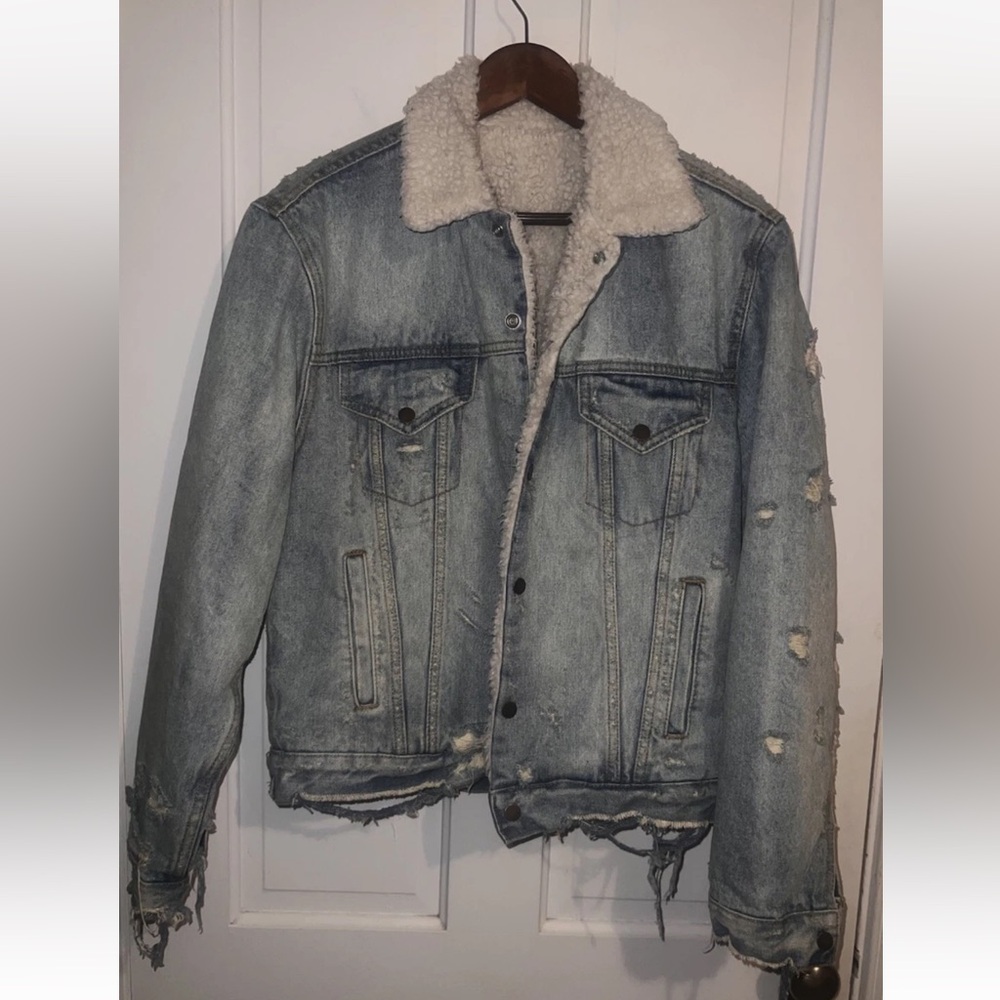MNML Sherpa Lined Blue Denim Distressed Trucker Jean Jacket 90s grunge style S